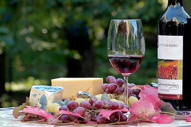 Vinos y Quesos Franceses